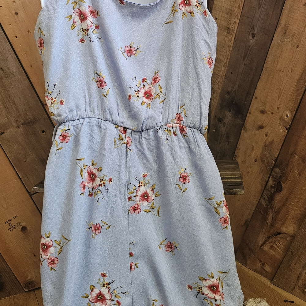 Adorable Flowy Floral Faux Wrap Romper Ruffle Hem Shorts Altar'd State Medium - Picture 3 of 13